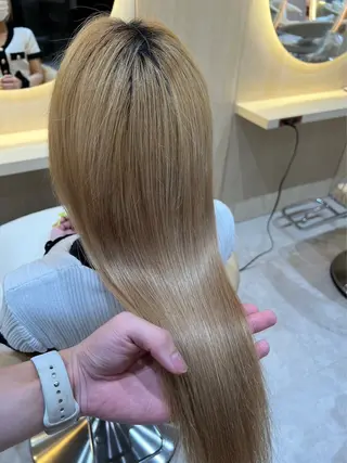 ロング ❤️ブリーチなし💚 ダブルカラー平野実花のヘアスタイル