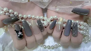 ネイル VIVIAN エイのネイルデザイン