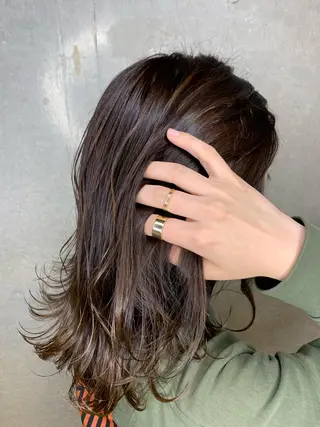 ミディアム カラー ふなき あすかのヘアスタイル