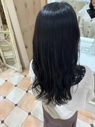 セミロング 透明感カラー🎨 田嶋翔真のヘアスタイル