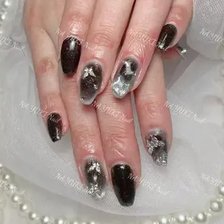 ネイル Queenie 🦋のネイルデザイン