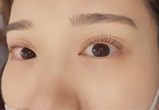 マツエク・マツパ まつげとまゆげのお店carino所属・carino carino.nのマツエク・マツパデザイン