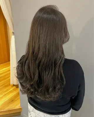 ロング 《PARAGO緑橋》 内田美結のヘアスタイル