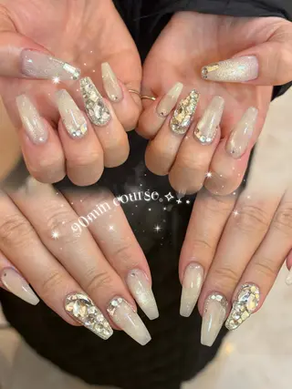 ネイル ViViA momokaのネイルデザイン