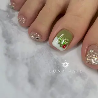 ネイル アトリエ　ミモザ所属・いまむら あかりのネイルデザイン