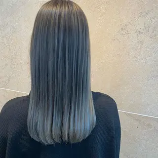 セミロング Lafith hair lit所属・今井 悠菜のヘアスタイル