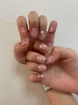 ネイル 12nail所属・大塚 彩沙のネイルデザイン
