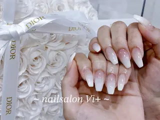 ネイル Nailsalon Vi+ももか🩷のネイルデザイン
