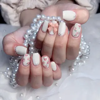 ネイル Maggie Nail🦩のネイルデザイン
