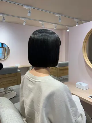 ショート カラー rio .のヘアスタイル