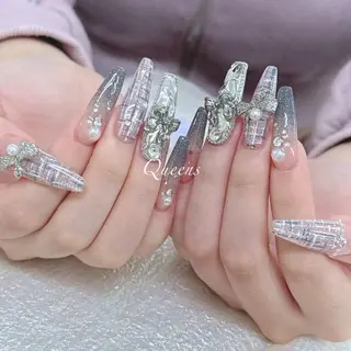 ネイル Queens テイのネイルデザイン