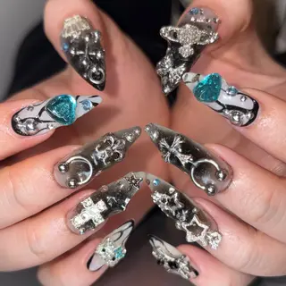 ネイル 👽個性派ネイル🎀 komachiのマツエク・マツパデザイン