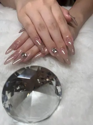 ネイル Megu 【 cutill 】のネイルデザイン