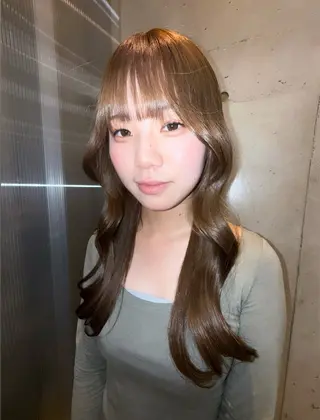 ロング カラー KAAI ㅤのヘアスタイル