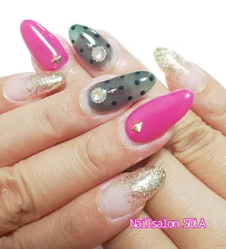 ネイル 田代 夏子のネイルデザイン