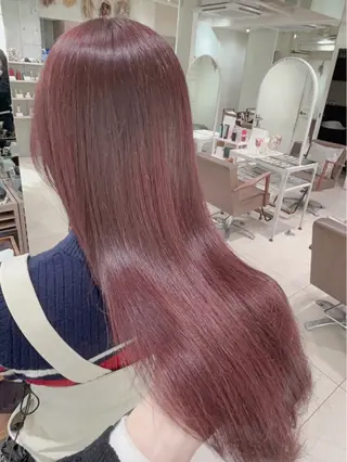 カラー momo🍑/顔周り カット指名No.1のヘアスタイル