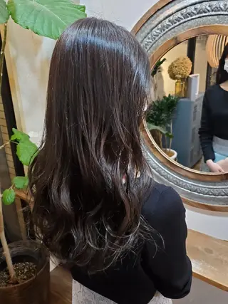 ロング カラー フリーランス所属・韓国ヘア レイヤー くびれヘアMATSUのヘアスタイル