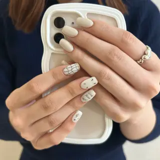 ネイル RooM -produce by maynail-所属・RooM -mizuki-のネイルデザイン