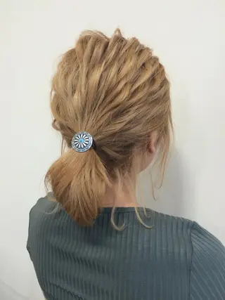 ミディアム ヘアアレンジ 沢田 瞳のヘアスタイル