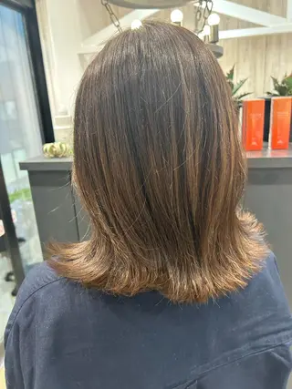 ミディアム 大槻 ハルカのヘアスタイル