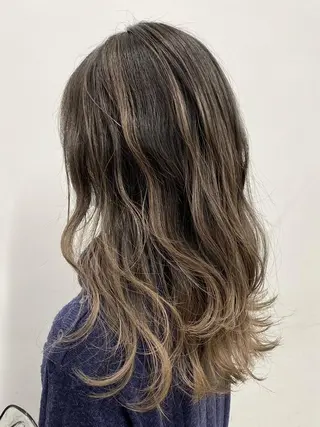 ロング カラー 【公式】amble luxe池袋東口🩷のヘアスタイル