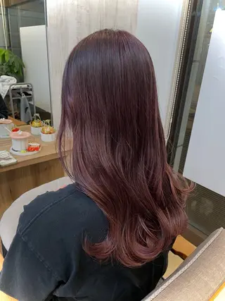 ロング カラー REM所属・渋谷 とまとのヘアスタイル