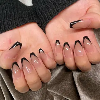 ネイル Beauty Salon amour所属・Seven's / NANAのネイルデザイン