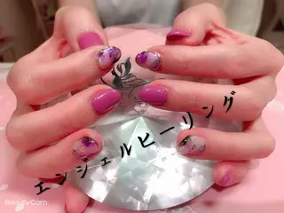 ネイル エンジェル ヒーリング 矢場町店のネイルデザイン