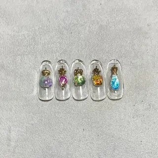 ネイル atelier　FIORITURA所属・FIORITURA aiのネイルデザイン