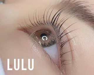 マツエク・マツパ アイブロウ LULU西八王子所属・KITTY 西八王子のネイルデザイン