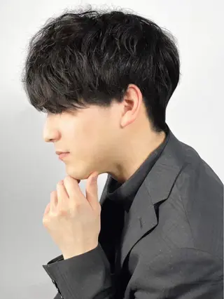 ミディアム カラー ヘアアレンジ メンズ プレミアムバーバー新宿店所属・⚡️メンズ特化⚡️ 倉林 隼大のヘアスタイル