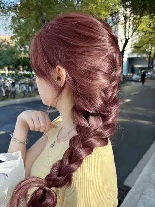 ロング カラー トレンド暖色ヘア🍒 miu🍒のヘアスタイル