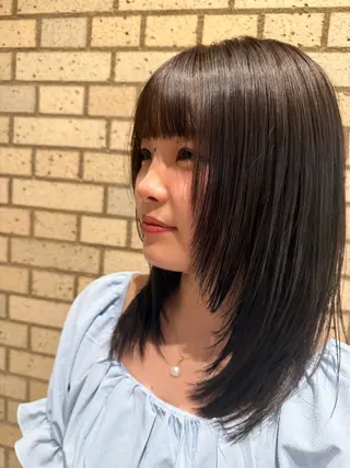 ミディアム tricca所属・レイヤーカット/ ショウゴのヘアスタイル