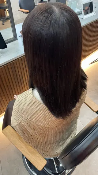 カラー ANGELICA 國吉　日向のヘアスタイル