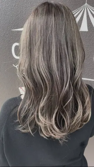 セミロング エイジングケア特化 サーカス/育毛/スパのヘアスタイル