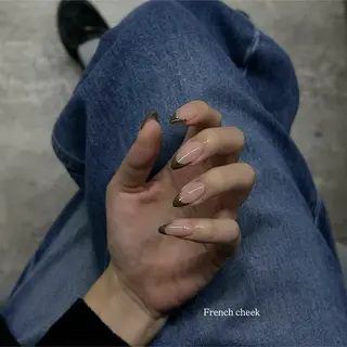 ネイル GRANDE大須 Cecil💜のネイルデザイン