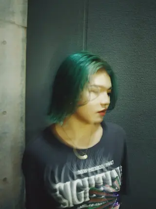 ショート カラー 髙橋 功誠のヘアスタイル