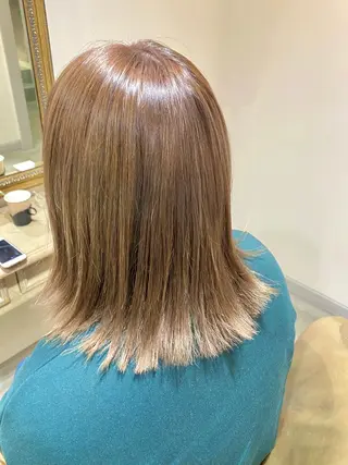 ミディアム カラー 美髪・髪質改善 有田怜平のヘアスタイル