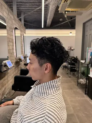 ショート メンズ 髙橋 翔一のヘアスタイル