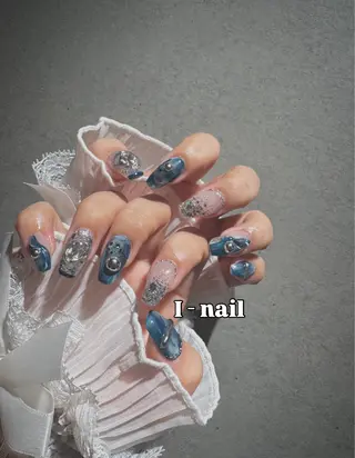 ネイル I-nailロング /ワンホン/キラキラのネイルデザイン