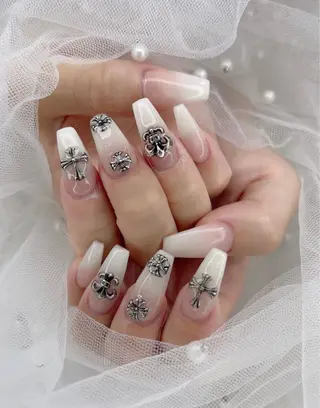 ネイル ハヤシ ミカのネイルデザイン