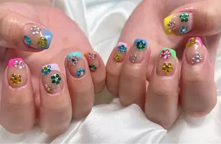 ネイル celica所属・松田 由真のネイルデザイン