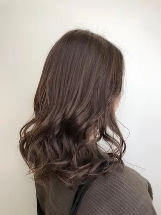 ミディアム カラー eclair.髪質改善&トリートメント所属・【艶髪、透明感】西村 有司のヘアスタイル