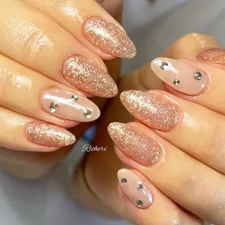 ミディアム ネイル richeri beautyのネイルデザイン
