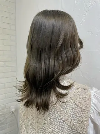 セミロング hair living Liko池袋東口店所属・✨透明感カラー🌱 上村　舜のヘアスタイル