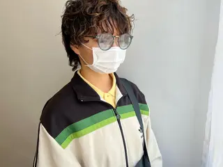 ショート パーマ タカハシ ハヤトのヘアスタイル