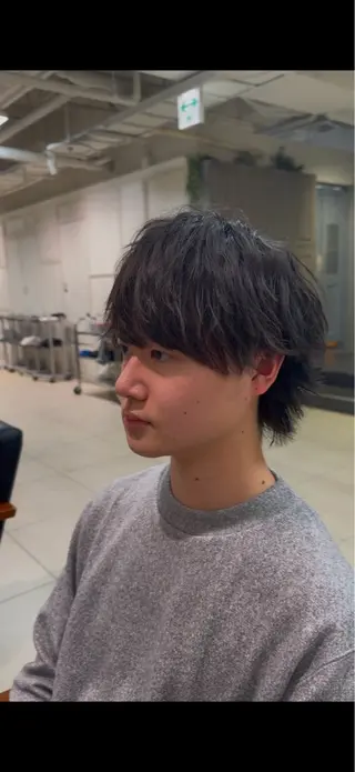 メンズ センターパート/眉毛 メンズカットNEXTのヘアスタイル