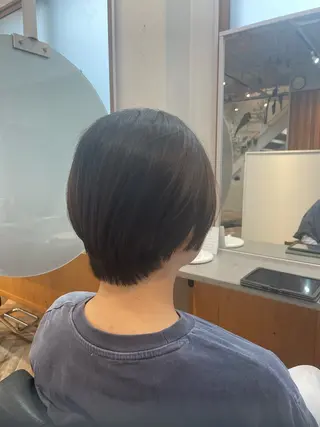 ショート maru.所属・照井 由香理のヘアスタイル