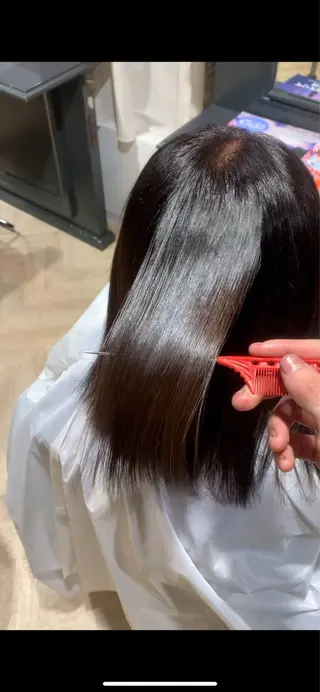 ショート カラー 宮崎 聖也のヘアスタイル