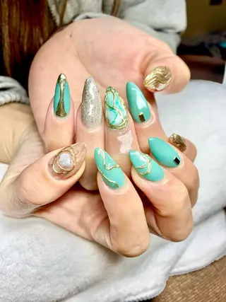 ネイル Rena-ju キャサディのネイルデザイン